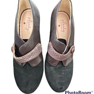 Plenty by Tracy Reese pumps 37.5/7 Booties